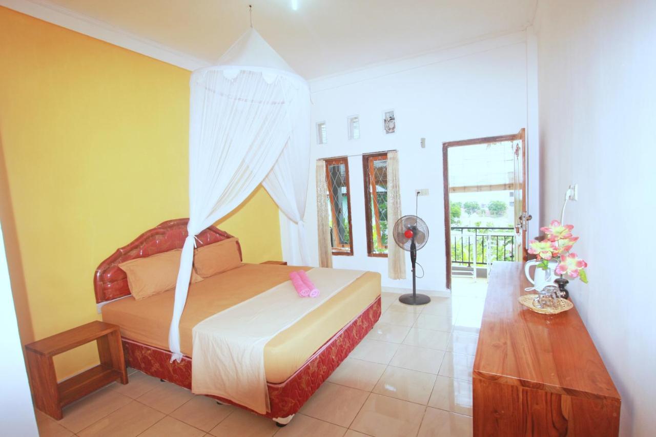 Manta Manta Guesthouse Лабуан-Баджо Екстер'єр фото